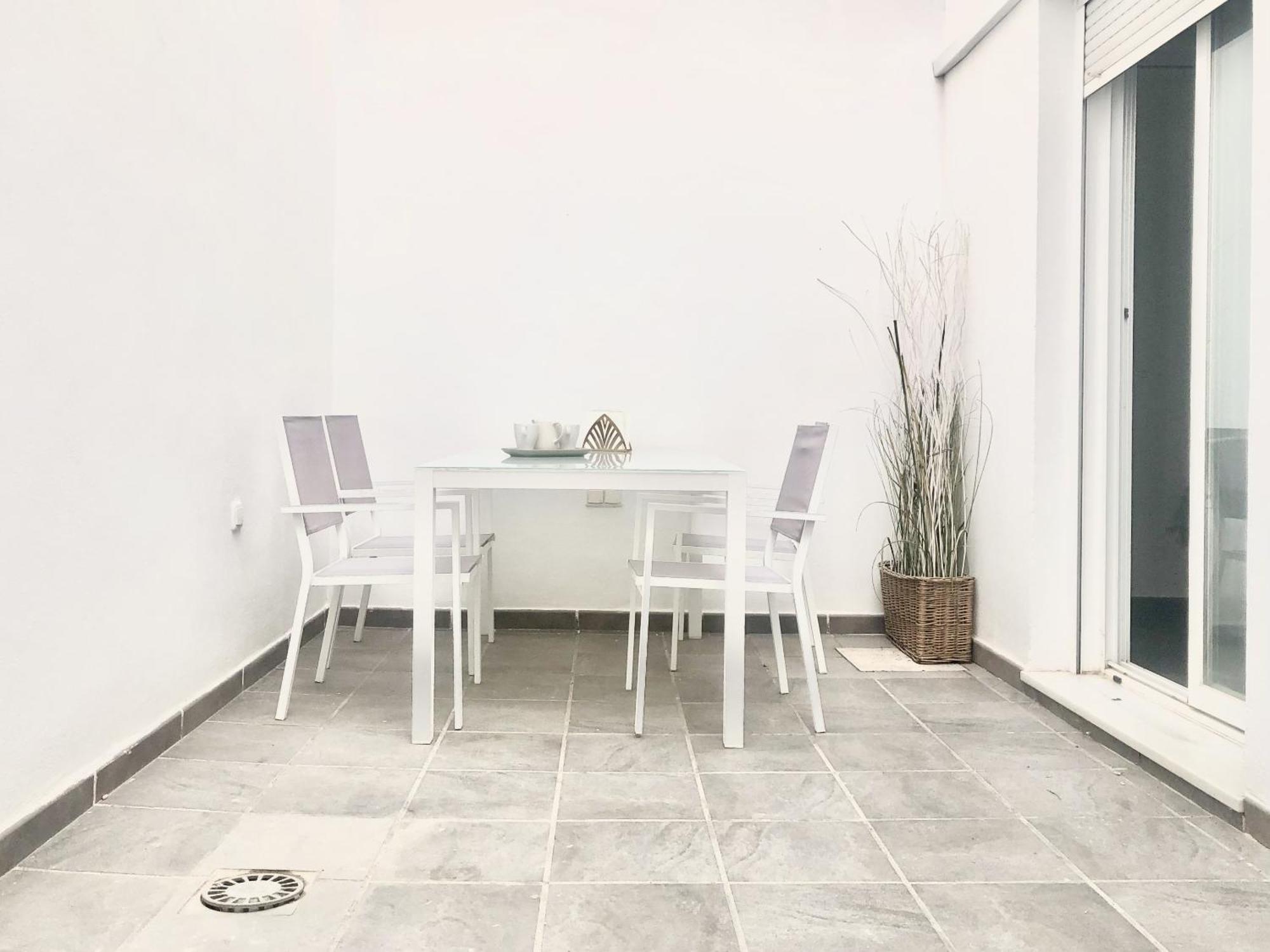 Apartamentos Varela 14 Малага Экстерьер фото
